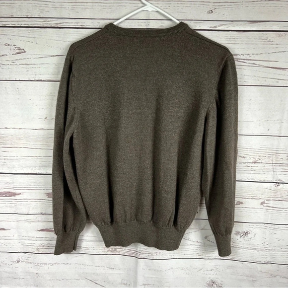 LORD and Taylor Merino wool made in Italy long sleeve V-neck sweater Sz L - Picture 3 of 6